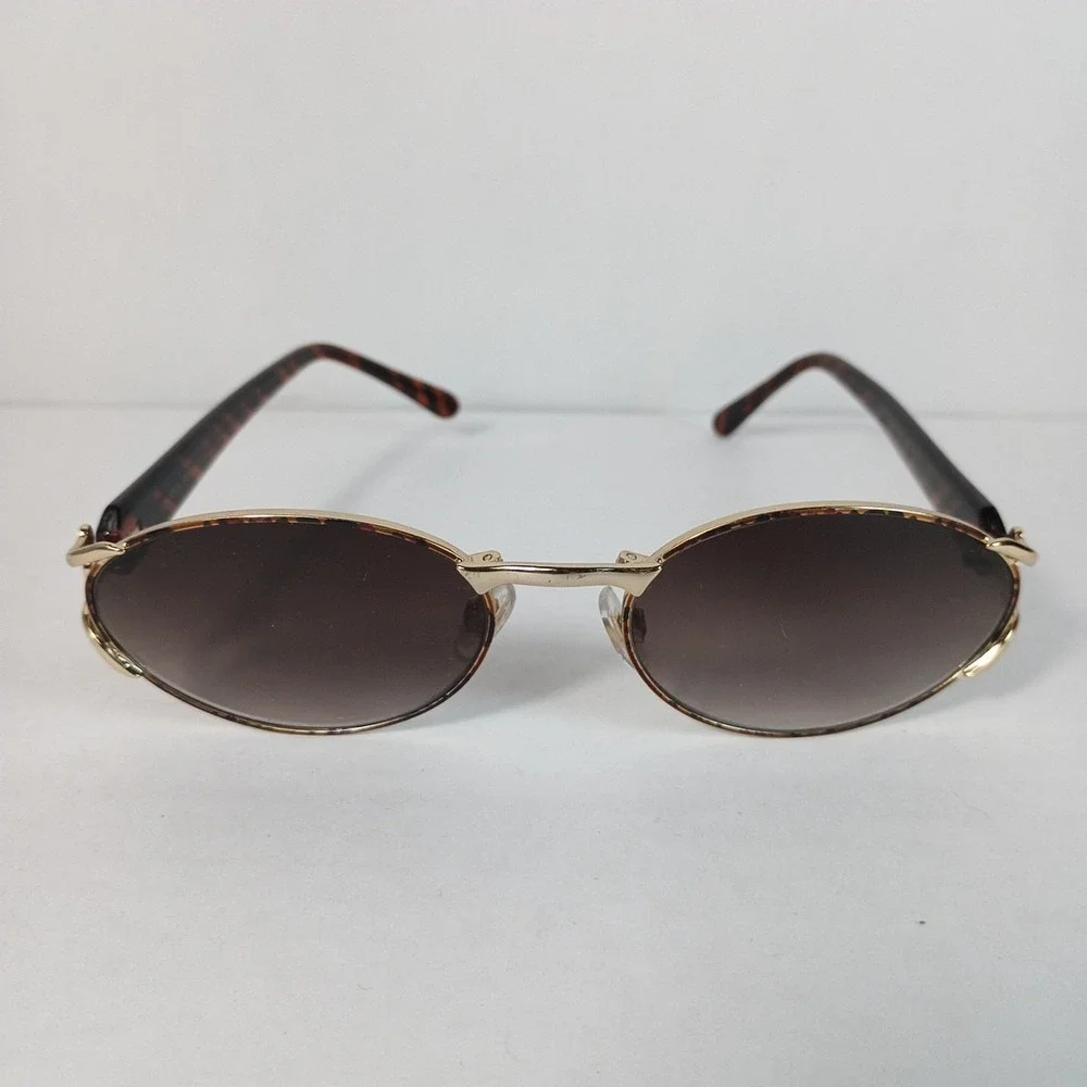 VTG Bijoux Terner Sunglasses Womens Oval Italy 5642 GR Nickel Silver Frame